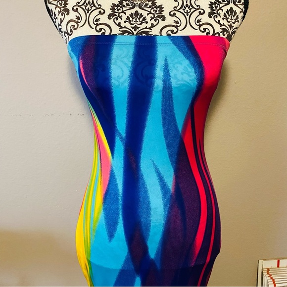 Spring Haze Junior's Multicolor Sheer Stretch Strapless Maxi Dress Extra-Small - Picture 3 of 6